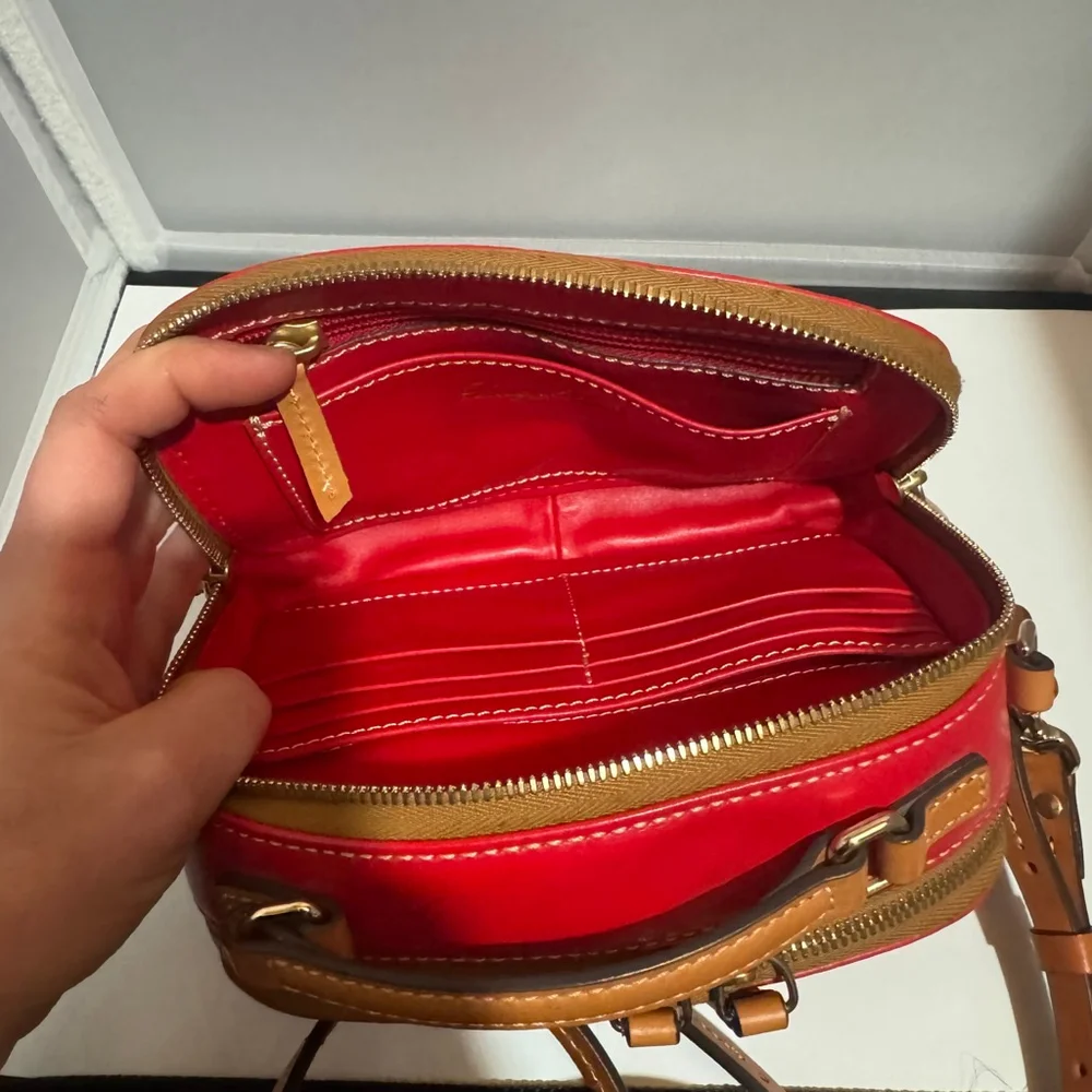Dooney & Bourke Red Leather Belvedere Ambler Crossbody Bag, Like New, Authentic - Picture 5 of 12